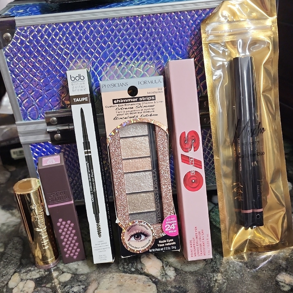 New 7 Full Size Beauty Bundle